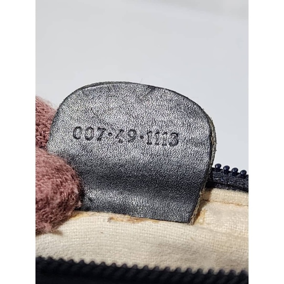 Gucci Black and White Crossbody Bag - Picture 7 of 15